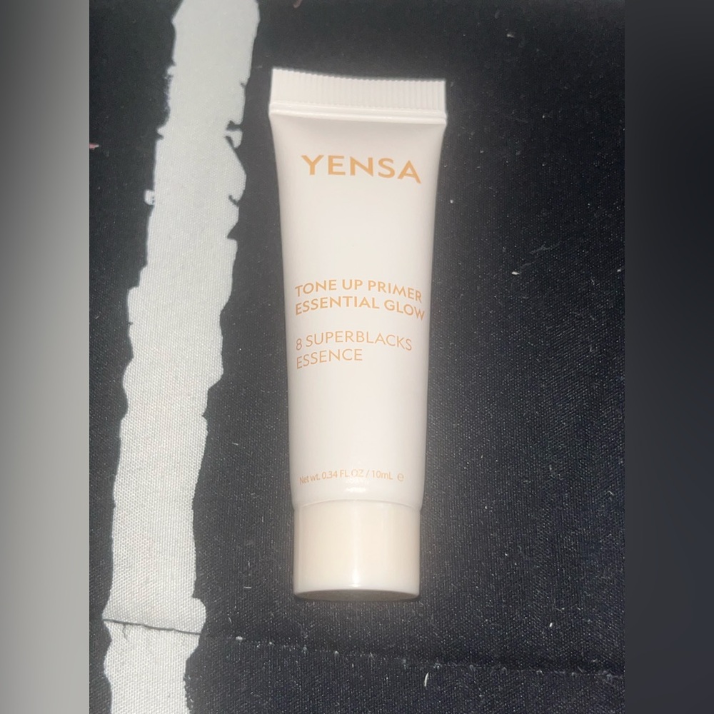 Tone Up Primer Essential Glow - Cream 0.34 Fl Oz